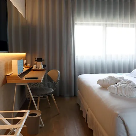 Occidental Atenea Mar Hotel Barcelona