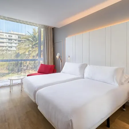Hotel Occidental Atenea Mar 4*