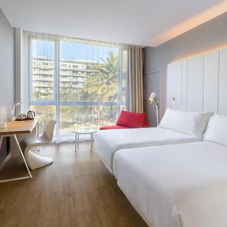 Hotel Occidental Atenea Mar 4*