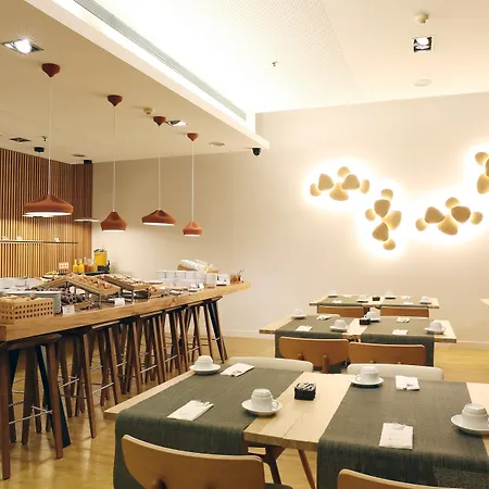 Occidental Atenea Mar - Adults Only 4* Barcelone